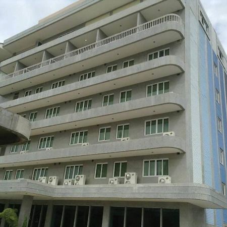 Hotel Kan Kanchanaburi City Exteriör bild