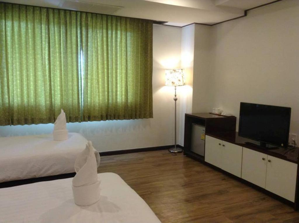 Hotel Kan Kanchanaburi City Rum bild
