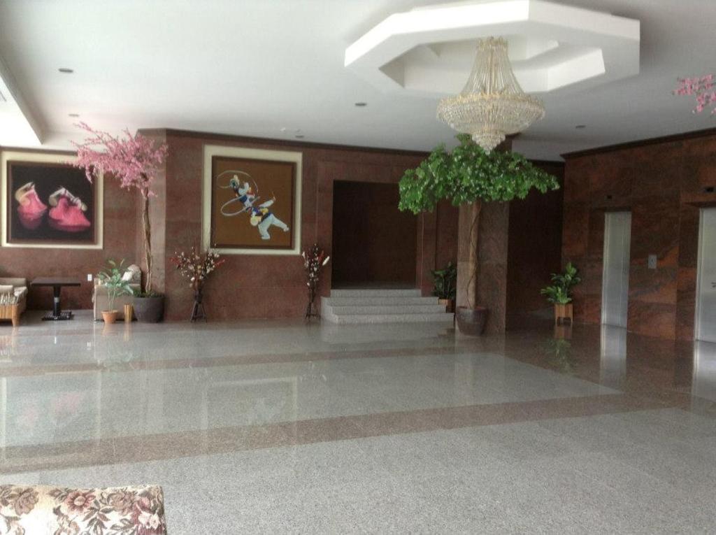Hotel Kan Kanchanaburi City Exteriör bild
