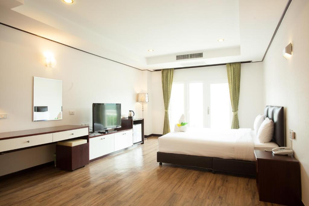 Hotel Kan Kanchanaburi City Rum bild